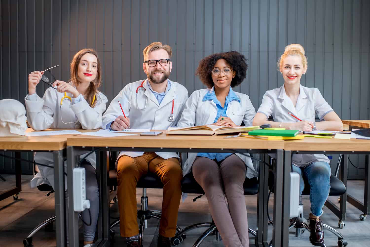 Sociedade uniprofissional (SUP): Economize com ISS fixo agora!